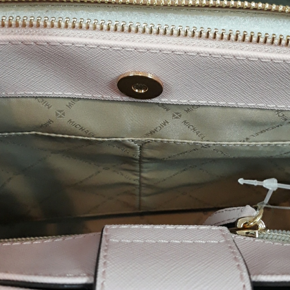 NWT Michael Kors Adrienne Blossom - Picture 6 of 8